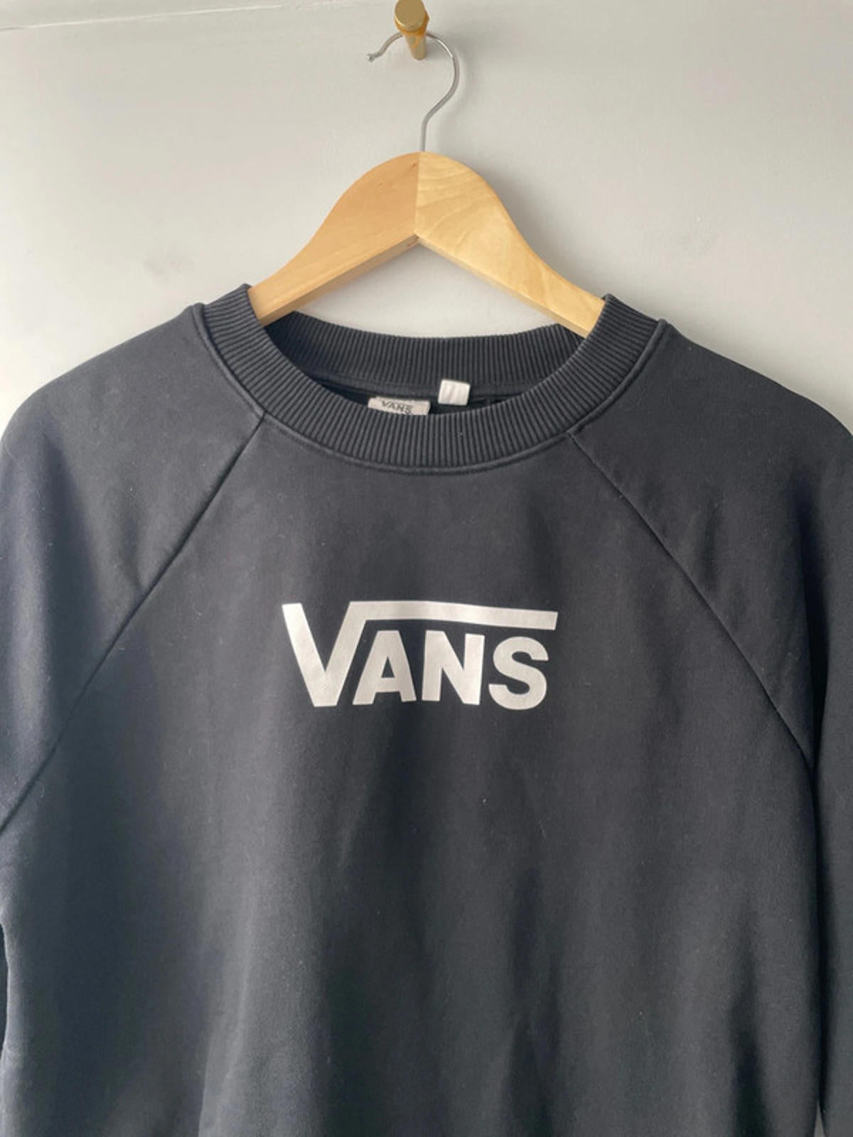 Women’s Vans Oversized Fit Crew Neck Long Sleeve jumper Sweatshirt In Black - Small - 2230