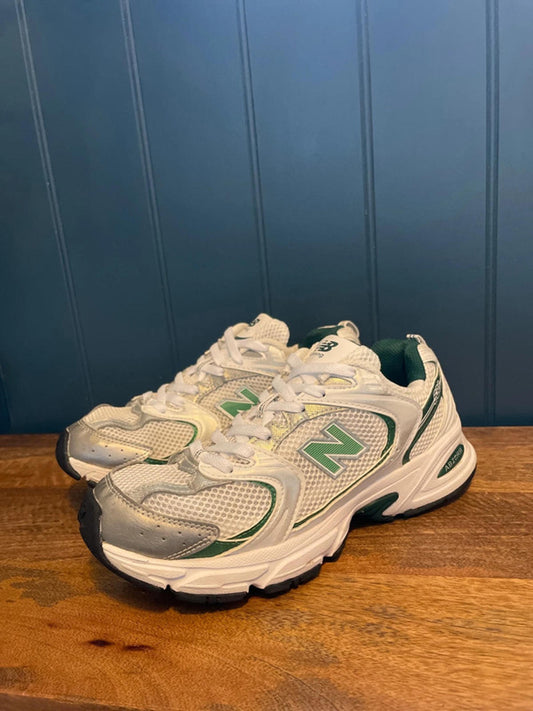 Women’s New Balance 530 Trainers In White/Green - UK7 - 2698
