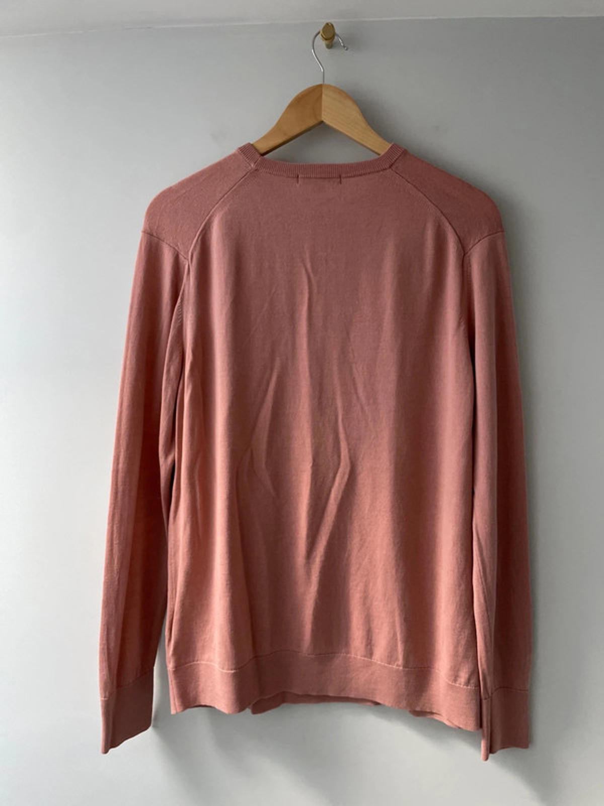 Men’s Uniqlo 100% Wool Crew Neck Long Sleeve Jumper In Pink - XLarge - 2517