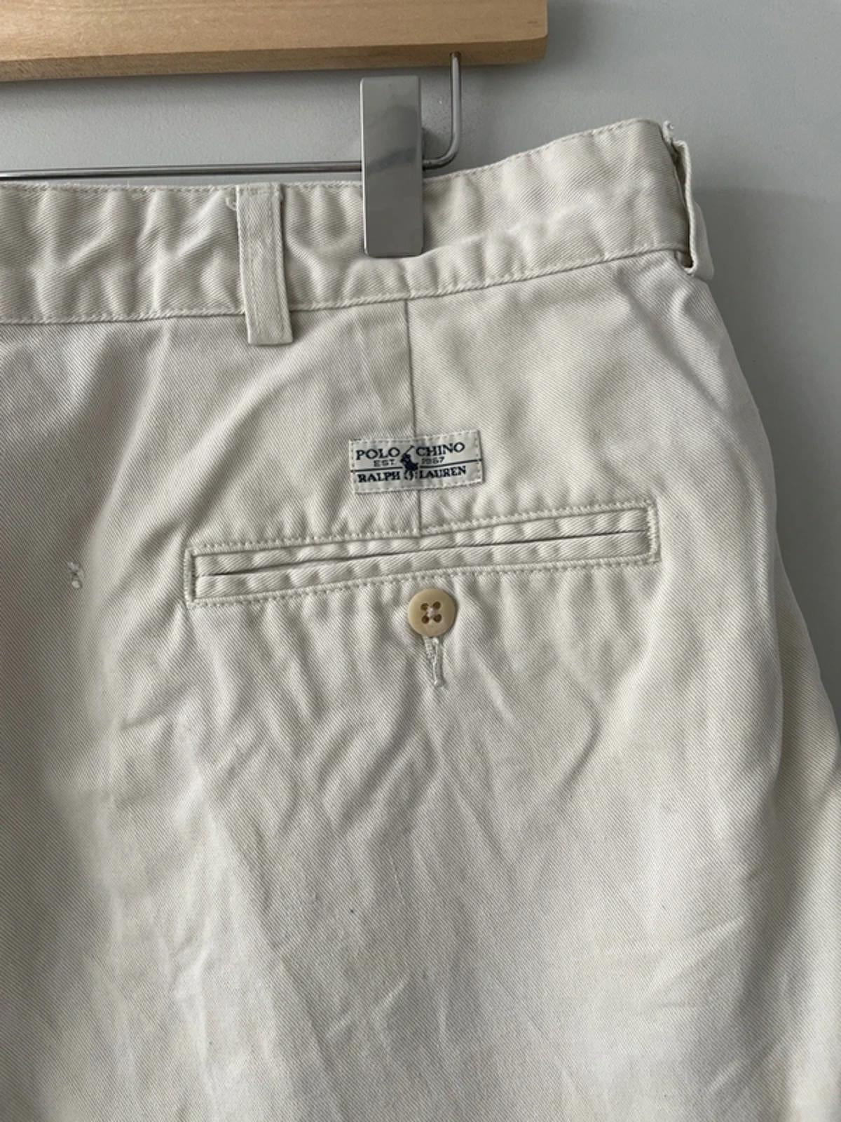 Men’s Ralph Lauren Tyler Fit Chino Shorts in Beige - W38/L9 - 3172