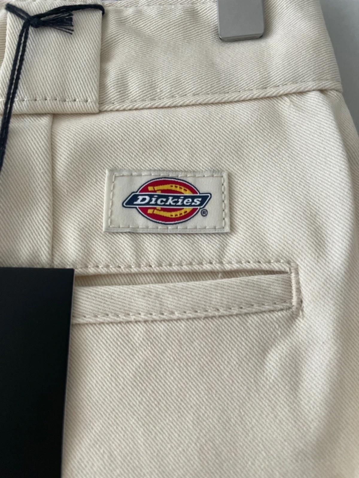 Women’s Dickies Elizaville Straight Leg Chino Trouser In Cream - W26/L29 - 3008