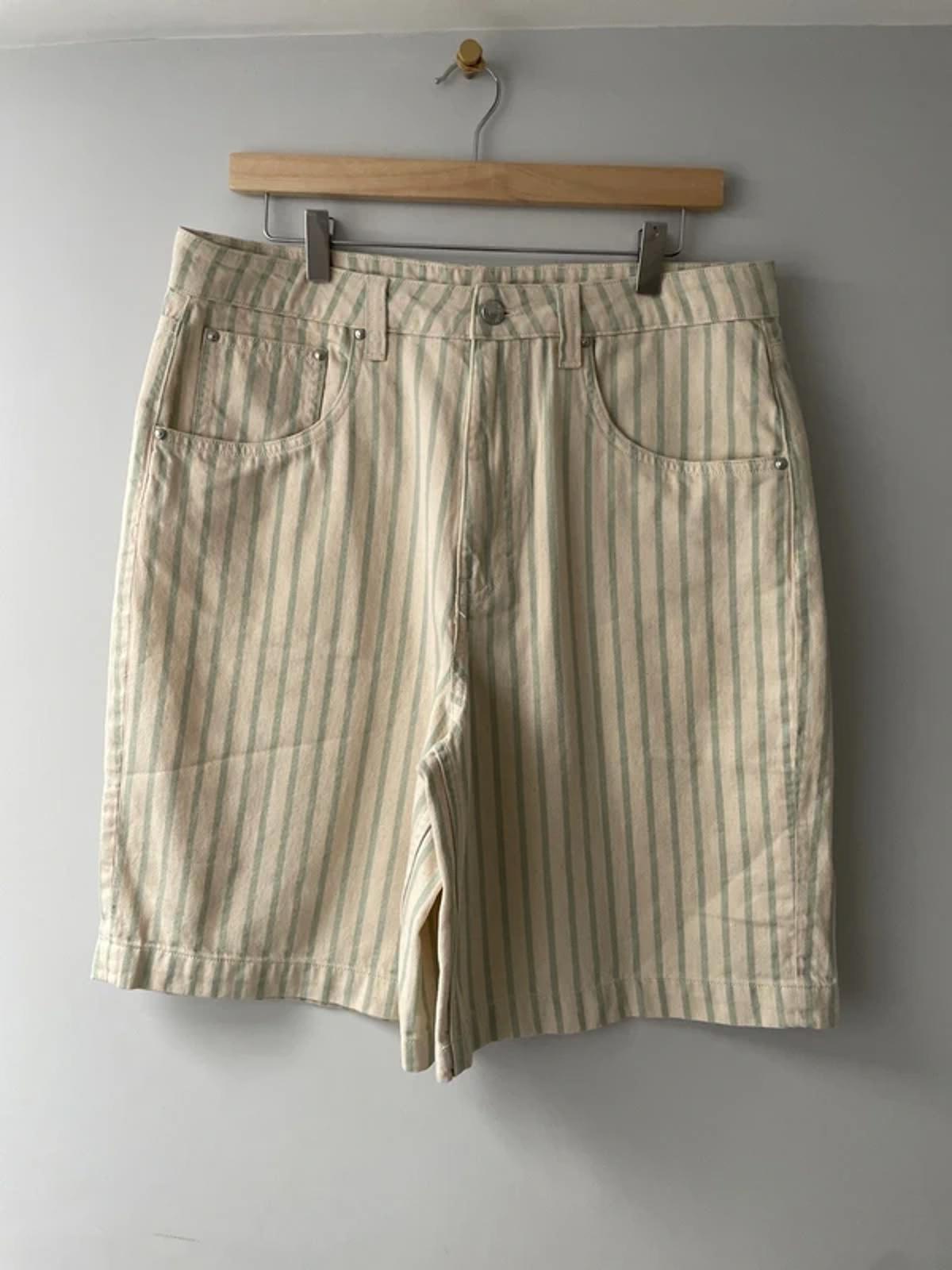 Men’s Stripped Classic Chino Shorts in Green/Cream - W34/L10.5 - 3166