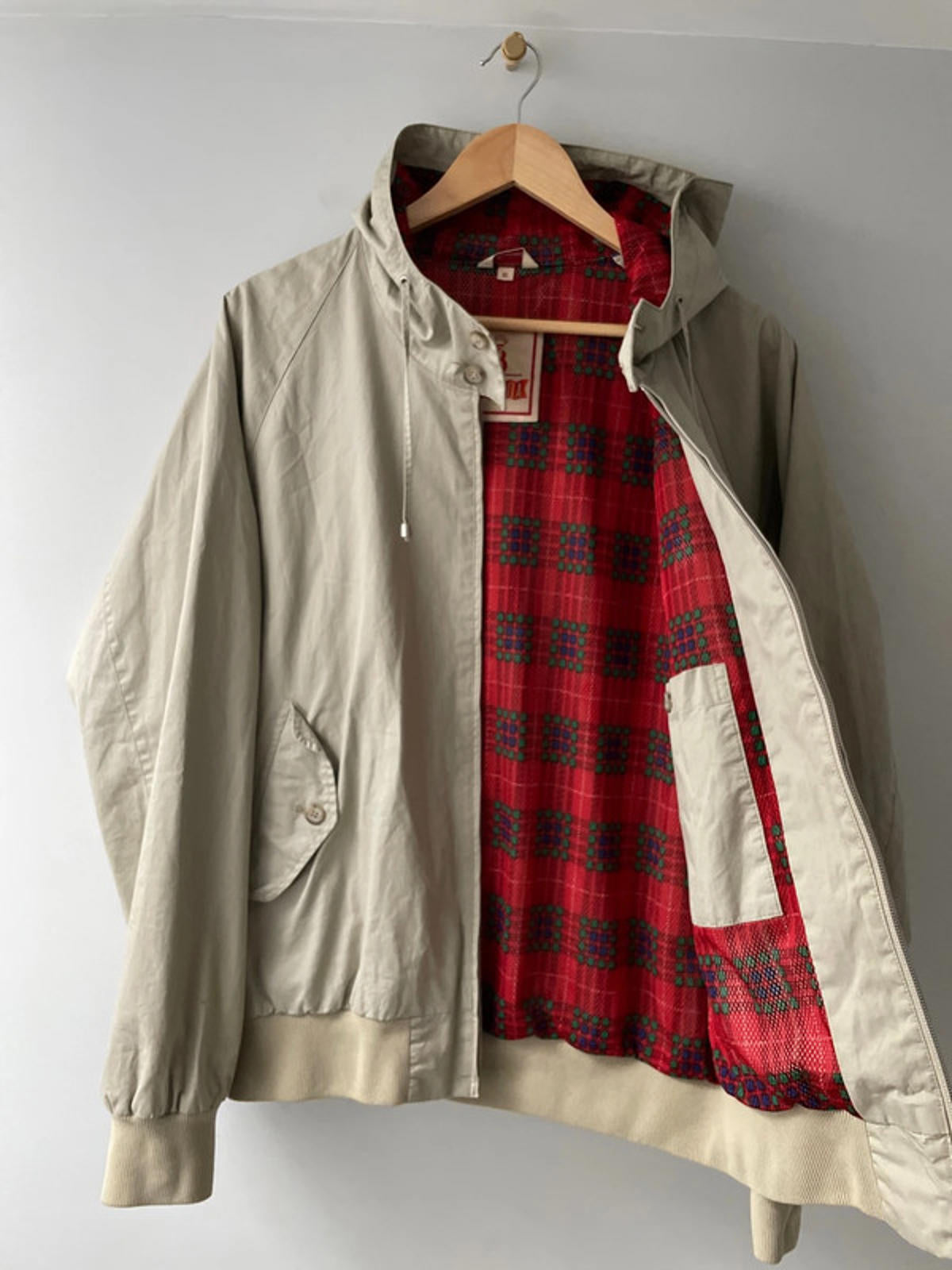 Men’s Baracuta Premium G9 Hooded Harrington Jacket In Beige - XLarge - 2486