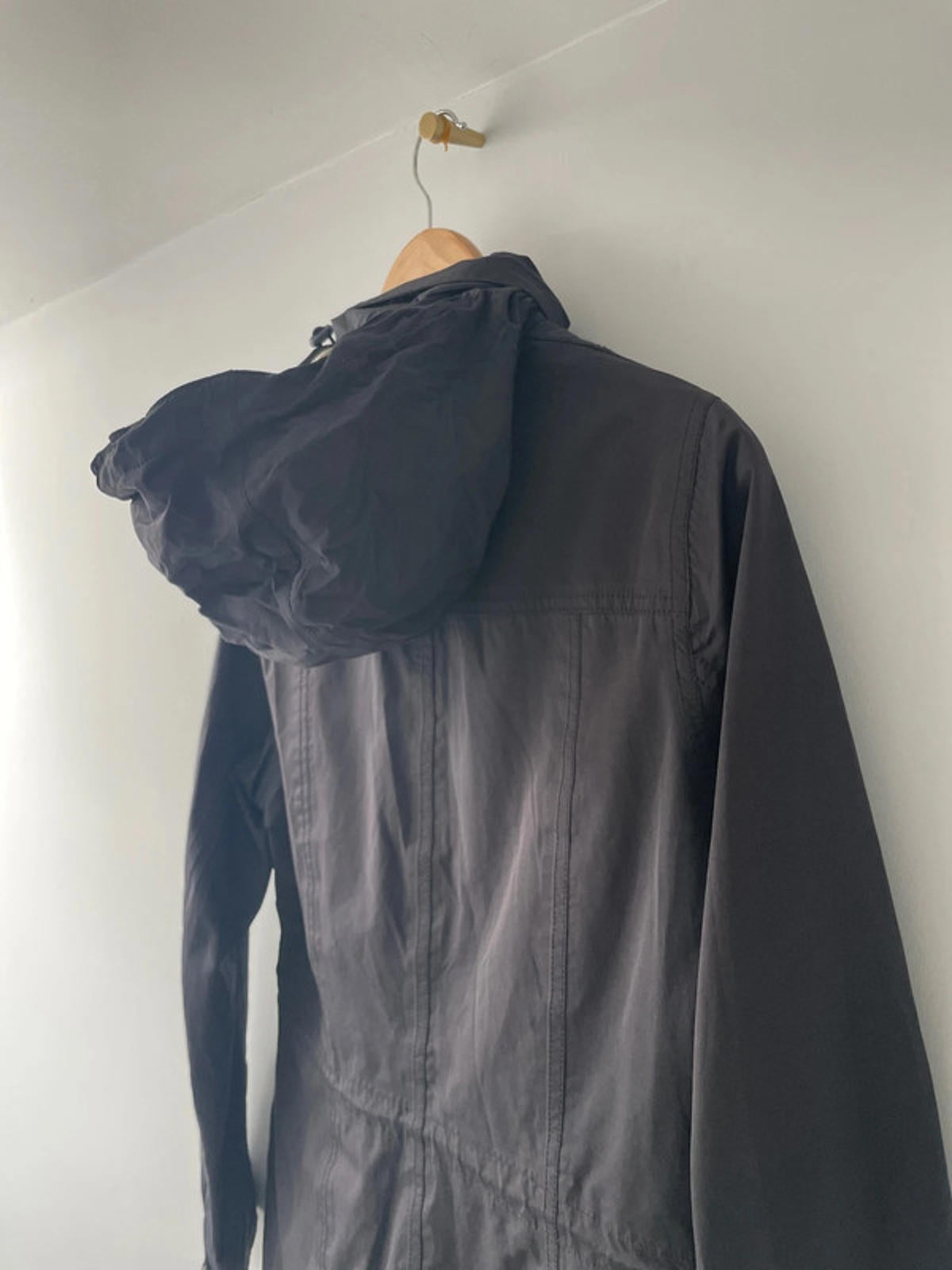 Women’s Barbour Waterproof And Breathable Jacket Packable Hood In Black - UK 12 - 2241