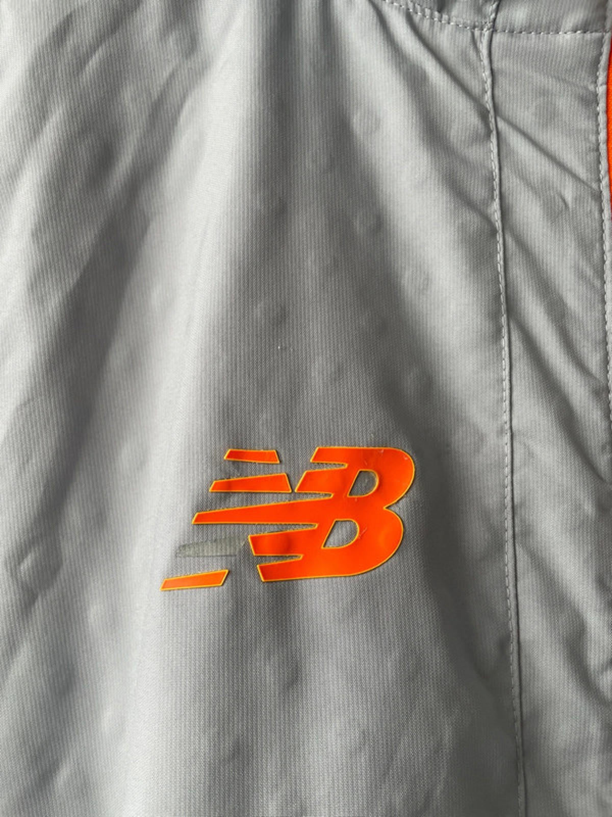 Men’s New Balance Zip Through Hooded Training Jacket Coat - Medium - 2078