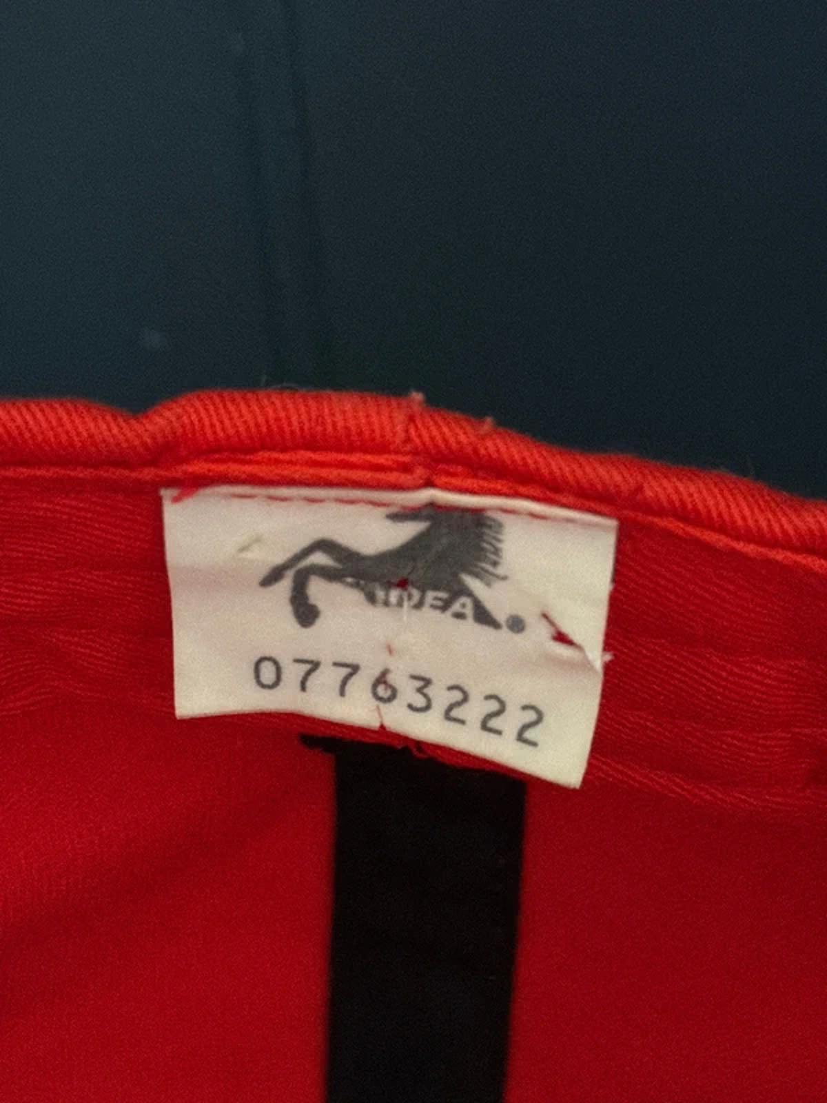 Unisex Ferrari Vintage 90's Cap In Red - 3227