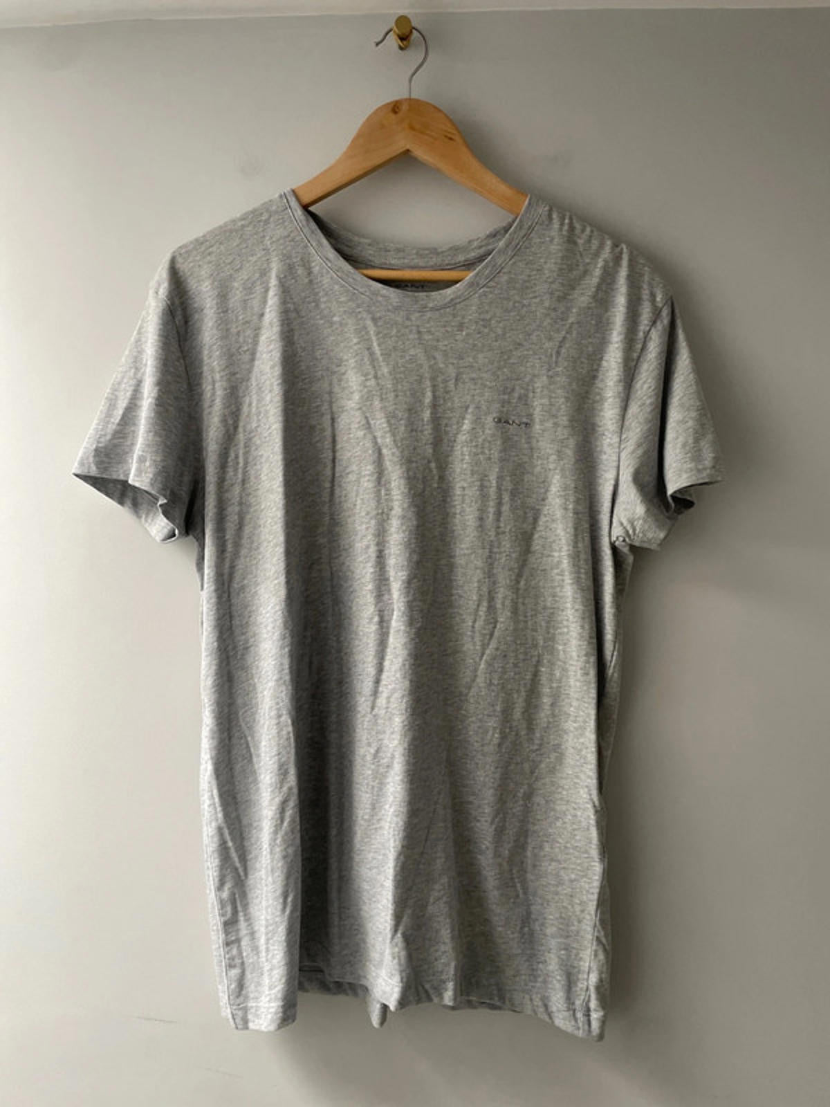 Men’s GANT Short Sleeve Crew Neck T-shirt In Grey - Medium - 2833