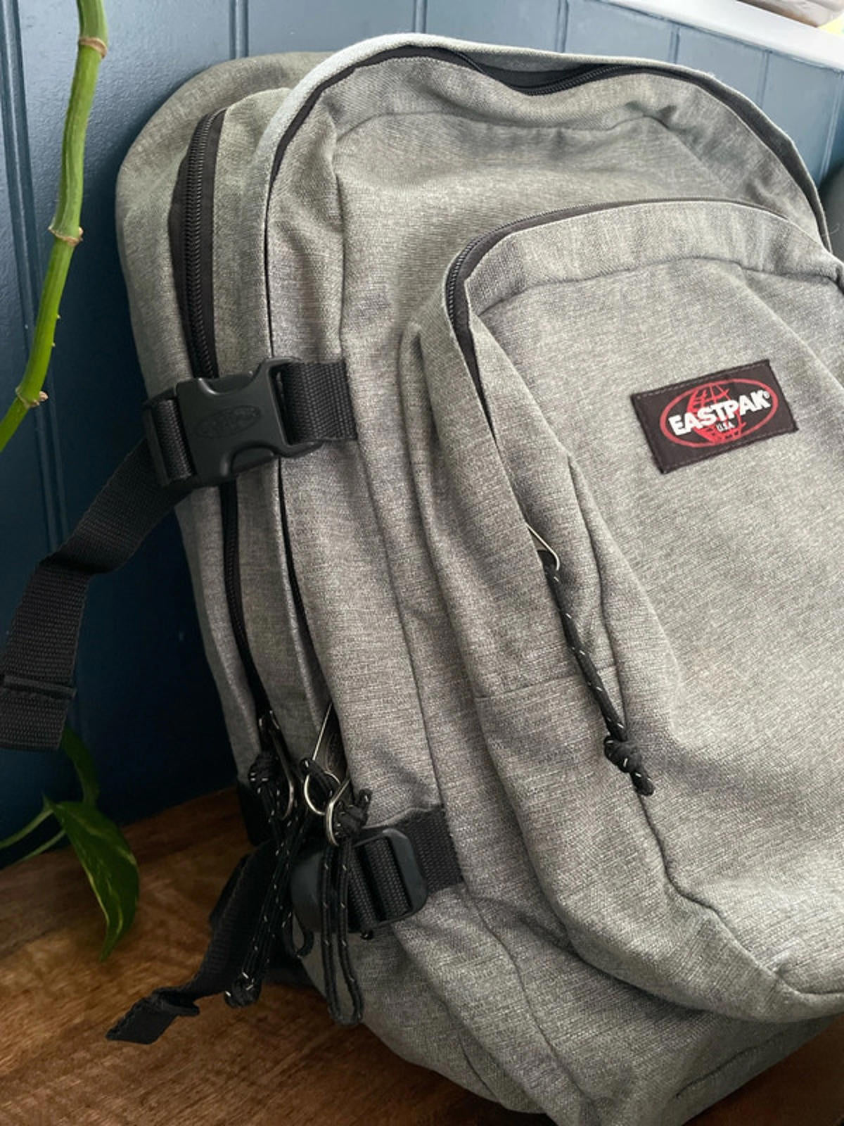 Unisex Eastpak Provider Backpack Rucksack In Light Grey - 2421