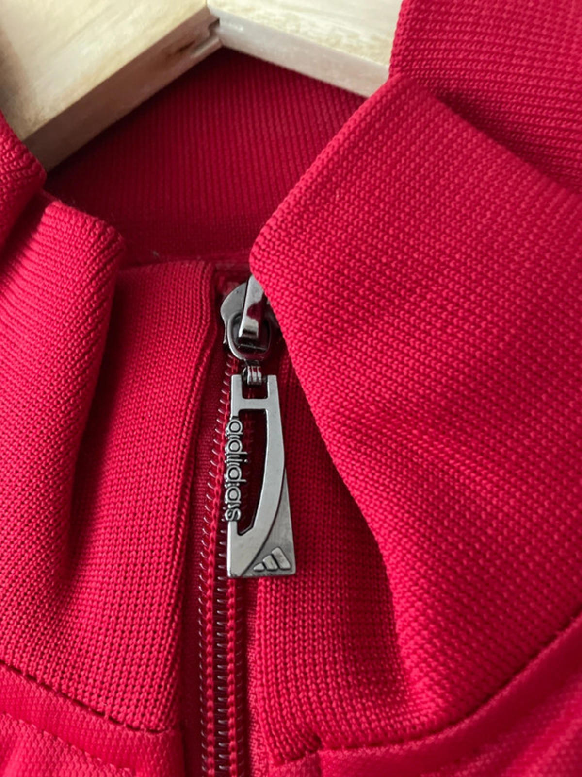 Men’s Adidas Spainish Football Track Jacket in Red/Gold Stripes - XLarge -2539