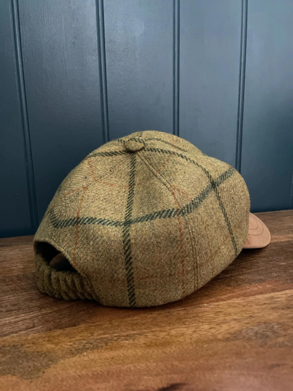 Unisex Olney Wool Tweed Checked & Suede Peak Cap In Green - Large - 2862