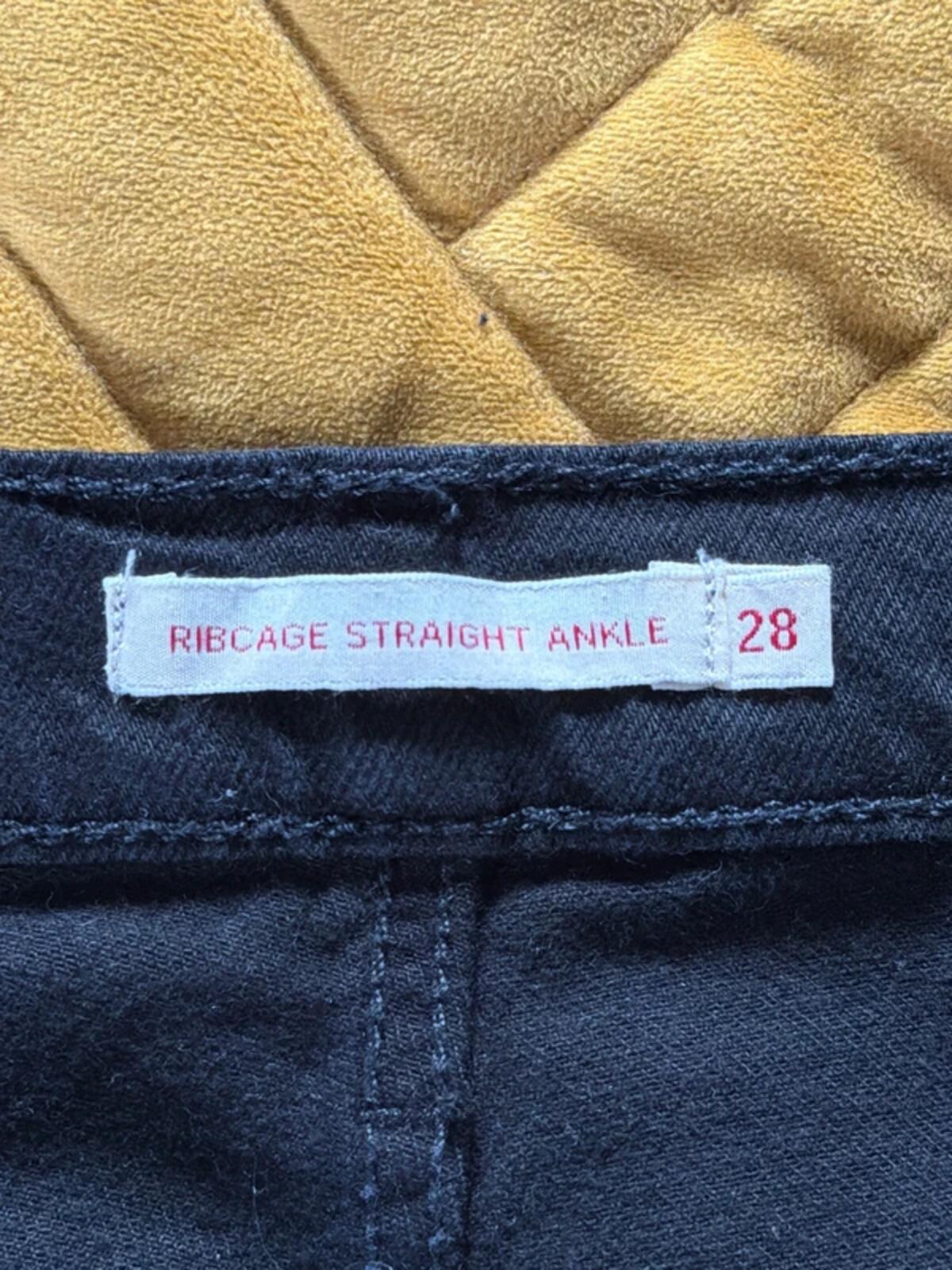 Women’s Levi’s High Waisted Ribcage Straight Fit Jeans In Black - W28/L27 - 3356