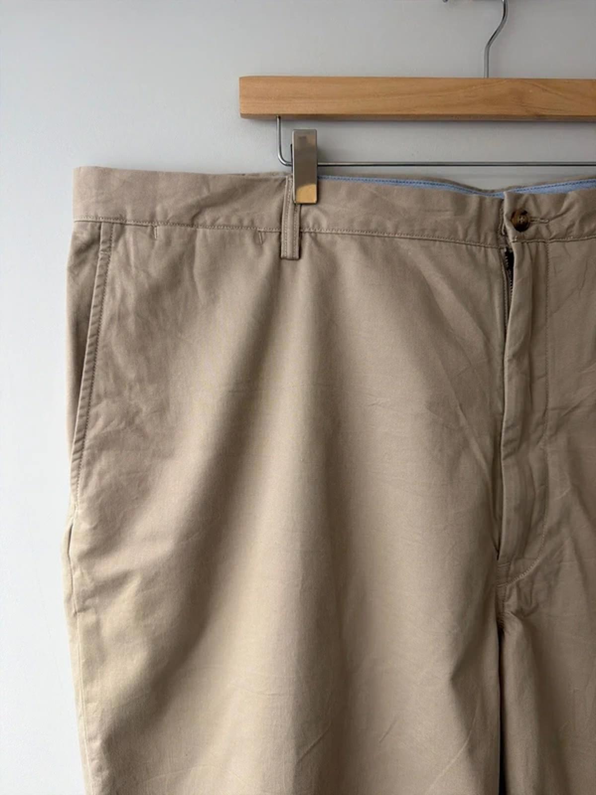 Men’s Ralph Lauren Stretch Classic Fit Chino Shorts in Beige - W48 - 3275