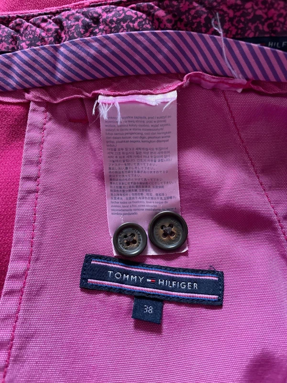 Men’s Tommy Hilfiger Denton Stretch Fit Chino Shorts in Pink - W38/L8 - 3163