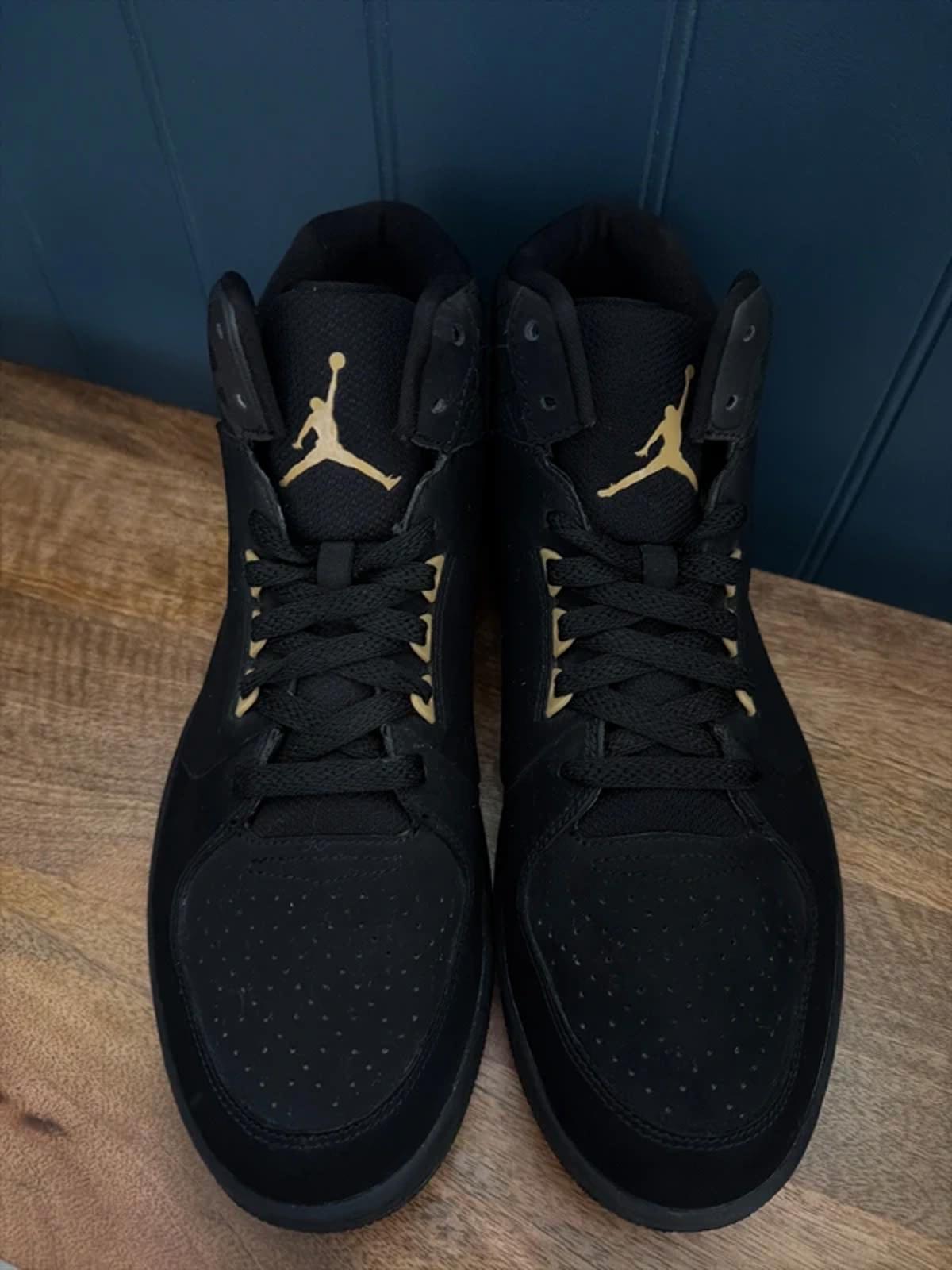 Men’s Nike Air Jordan 1 Flight 3 Basketball Trainers In Black - Uk9.5 -3300