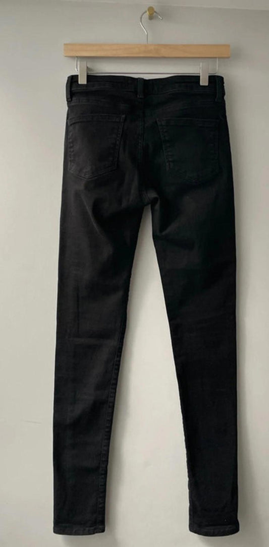 Women’s Uniqlo Skinny Fit Jeans In Black - W27 / L32