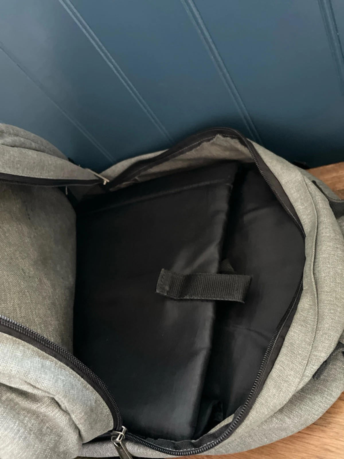 Unisex Eastpak Provider Backpack Rucksack In Light Grey - 2421