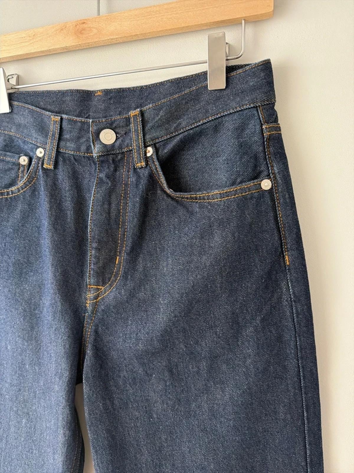 Women’s Arket Violet Tapered Fit Jeans In Navy - W26/L28 - 3243