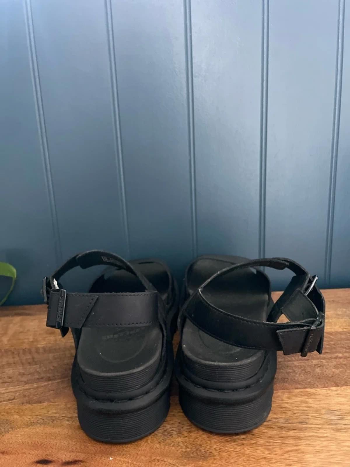 Women’s Dr Martens Voss Chunky Sole Sandals In Blackk - UK8 - 3047