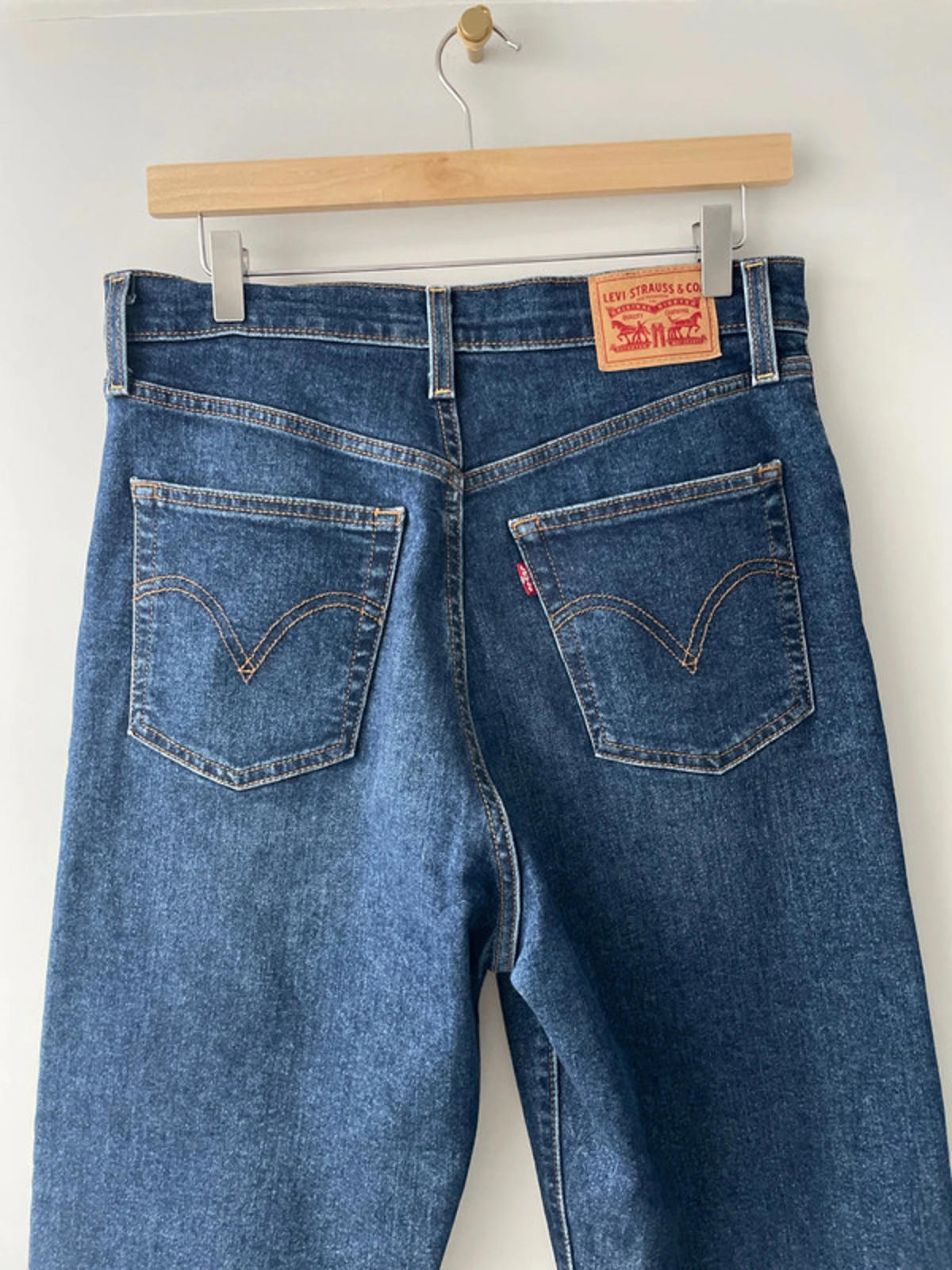 Women’s Levi’s High Waisted Ribcage Straight Fit Jeans In Navy - W30/L27 - 2489