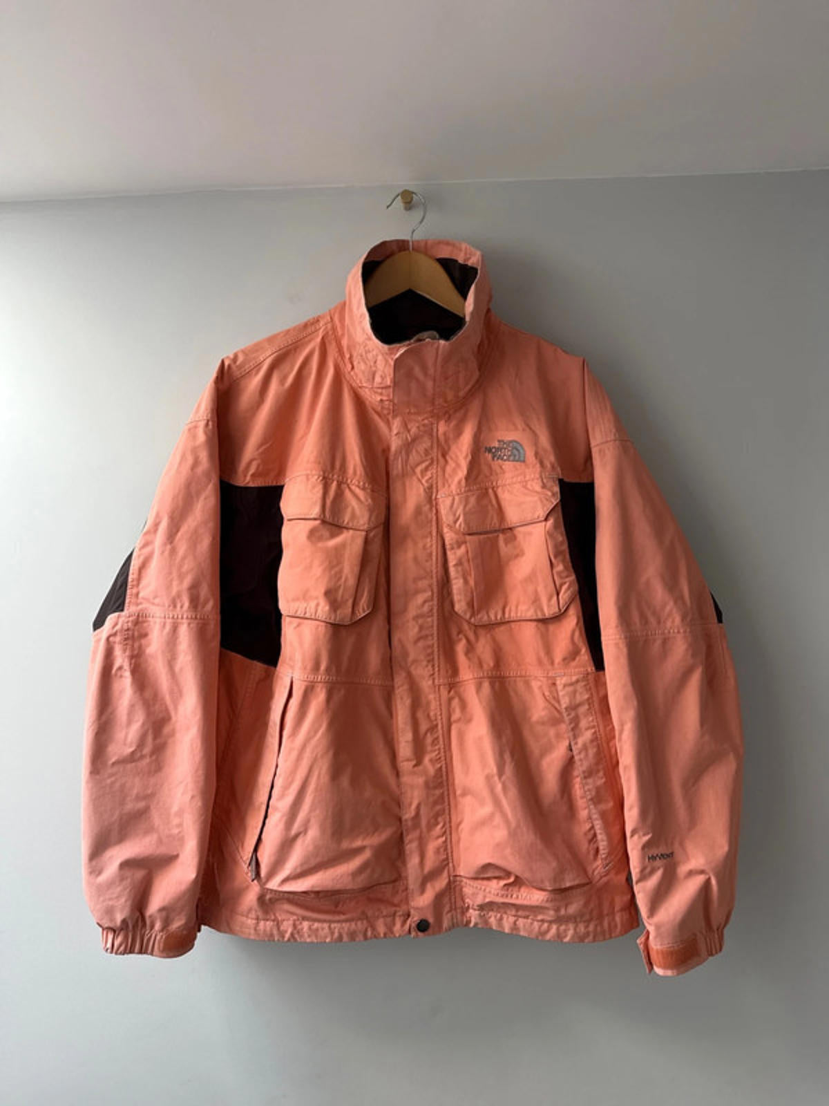 Men’s The North Face HyVent Waterproof Jacket Coat - Medium - 1008