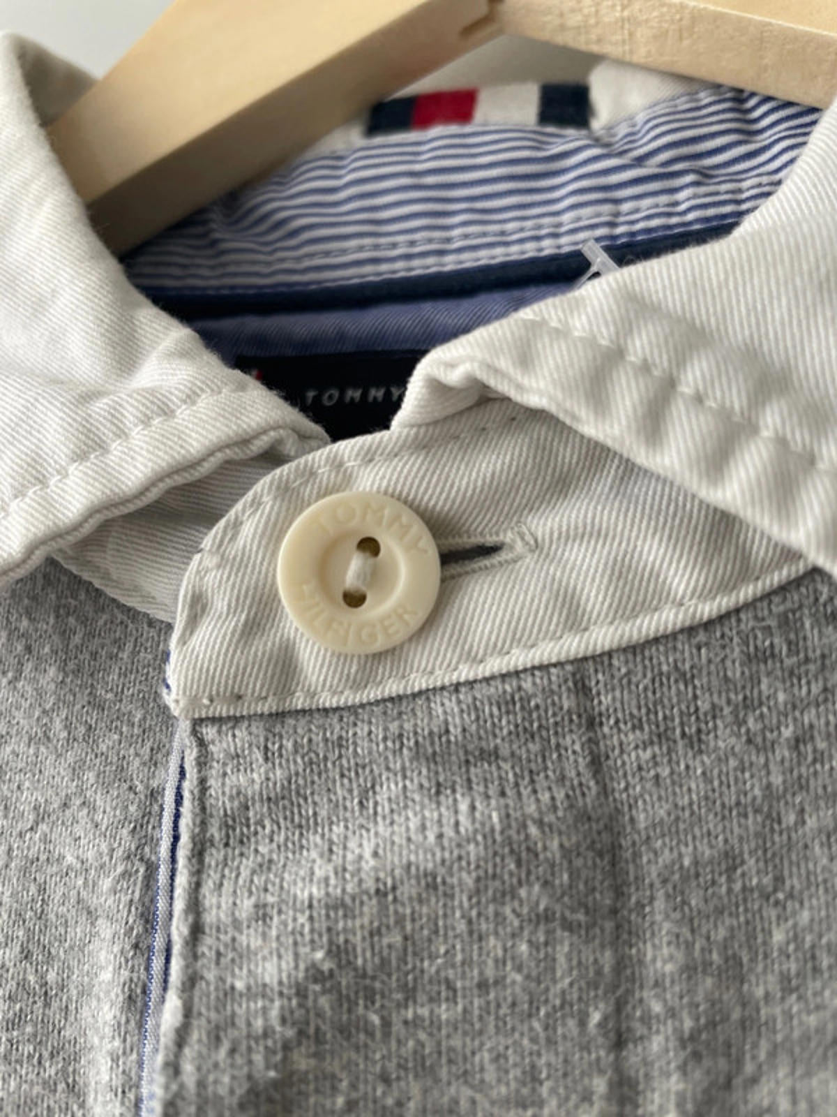 Men’s Tommy Hilfiger Rugby Polo Shirt Top In Grey - Medium- 2148