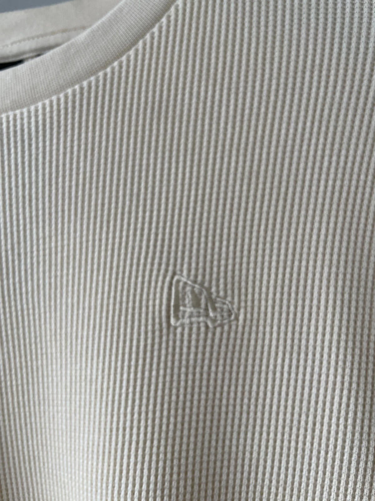 Men’s New Era Waffle Knit Crew Neck Long Sleeve Jumper in Cream - Small - 2335