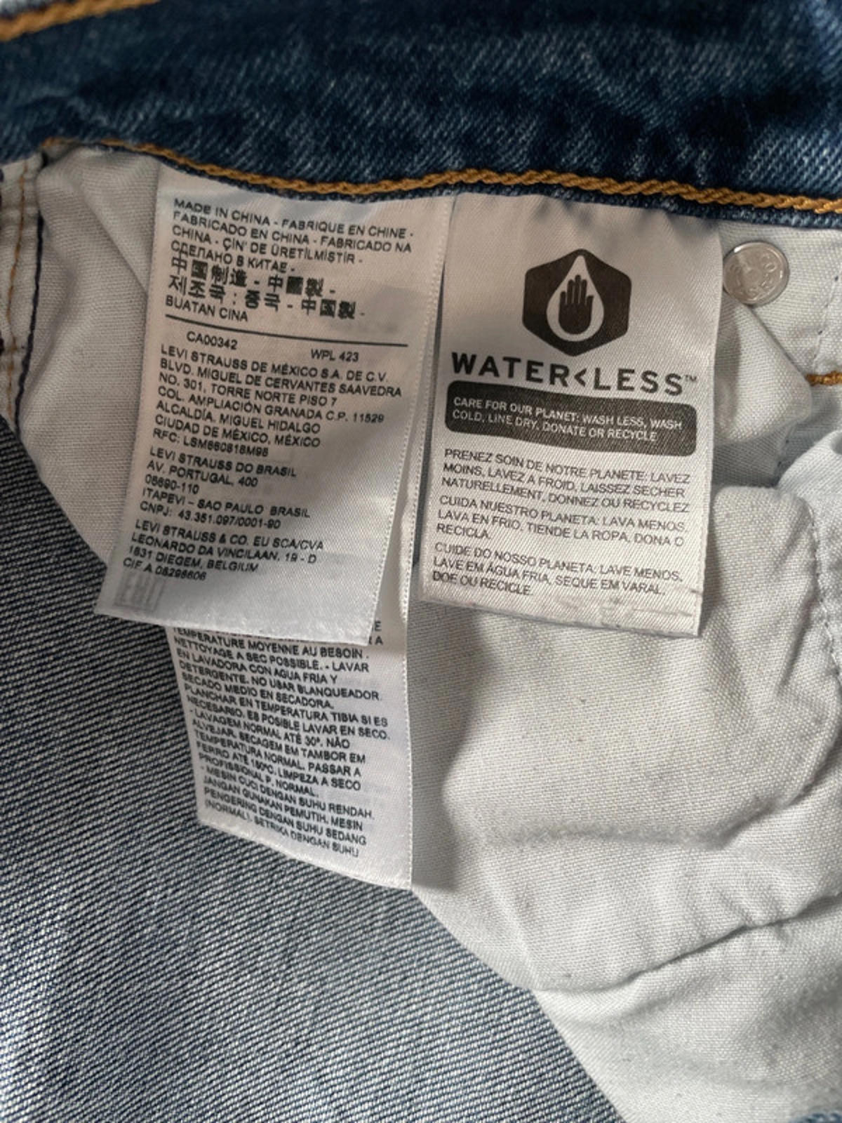 Women’s Levi’s High Waisted Ribcage Boot Straight Fit Jeans In Navy - W26/L31 - 2562