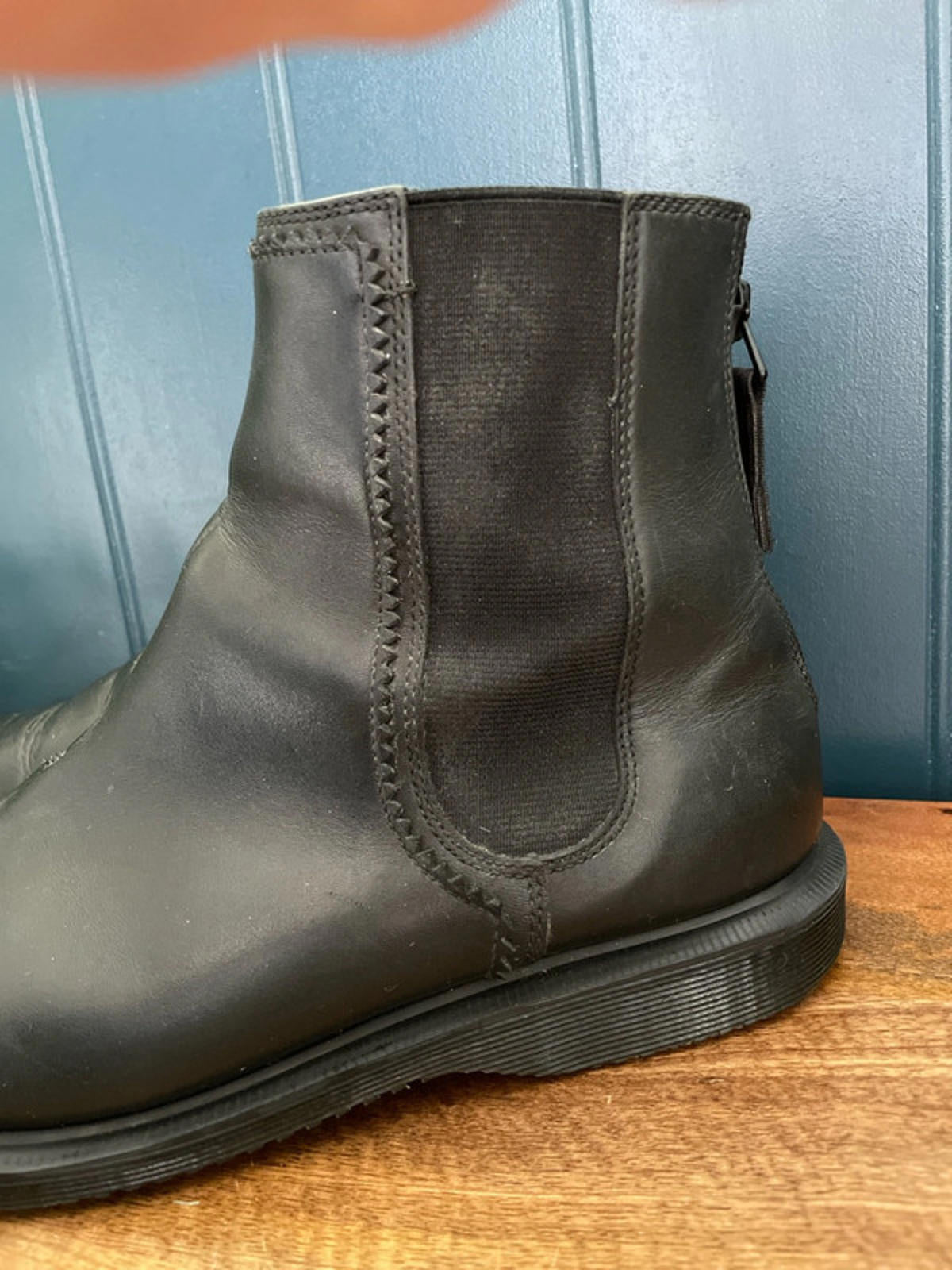 Women’s Dr Martens Zillow Premium Leather Chelsea Boots with Zip In Black - UK6 - 2182