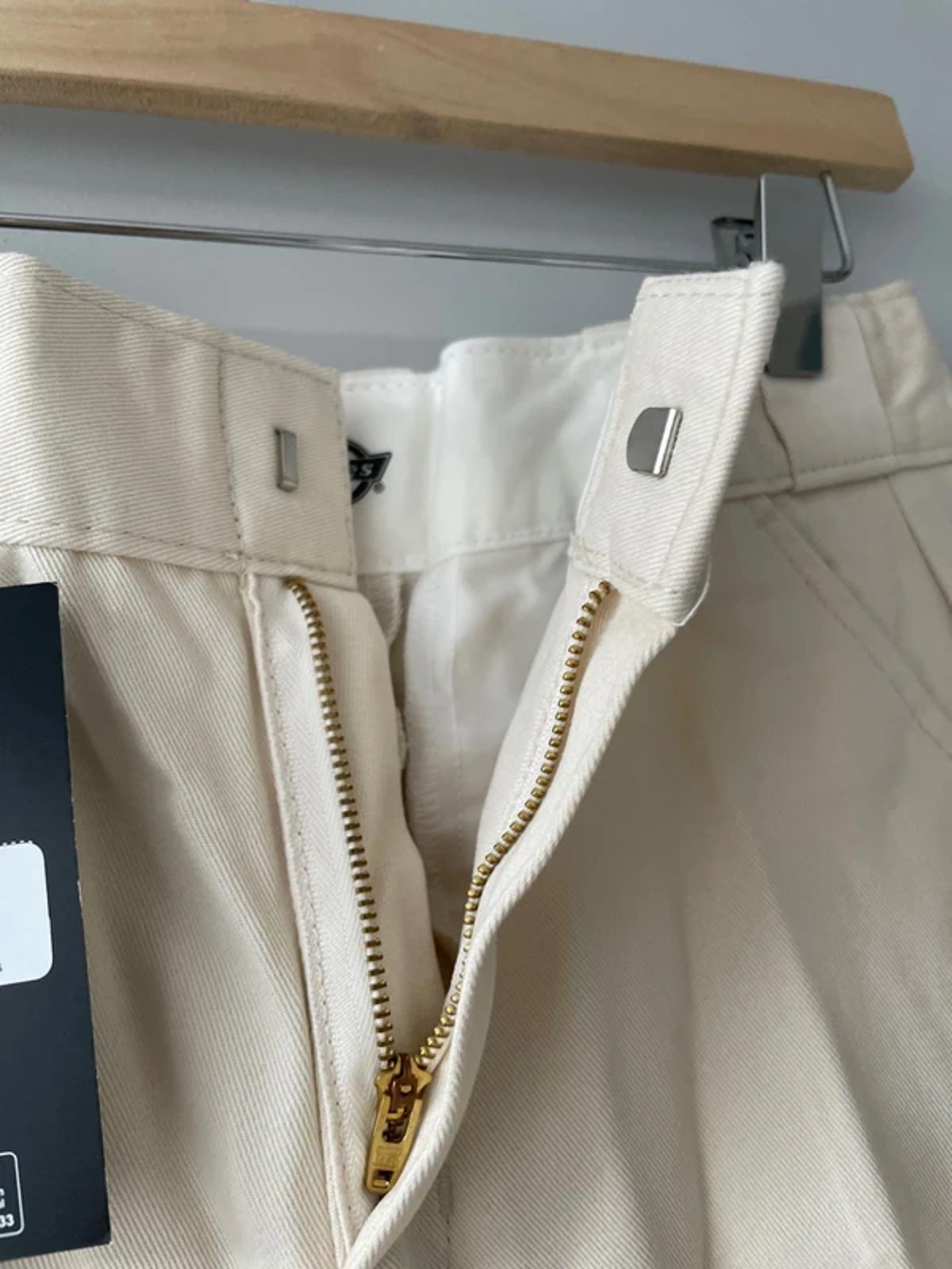 Women’s Dickies Elizaville Straight Leg Chino Trousers In Cream - W26/L29 - 3007