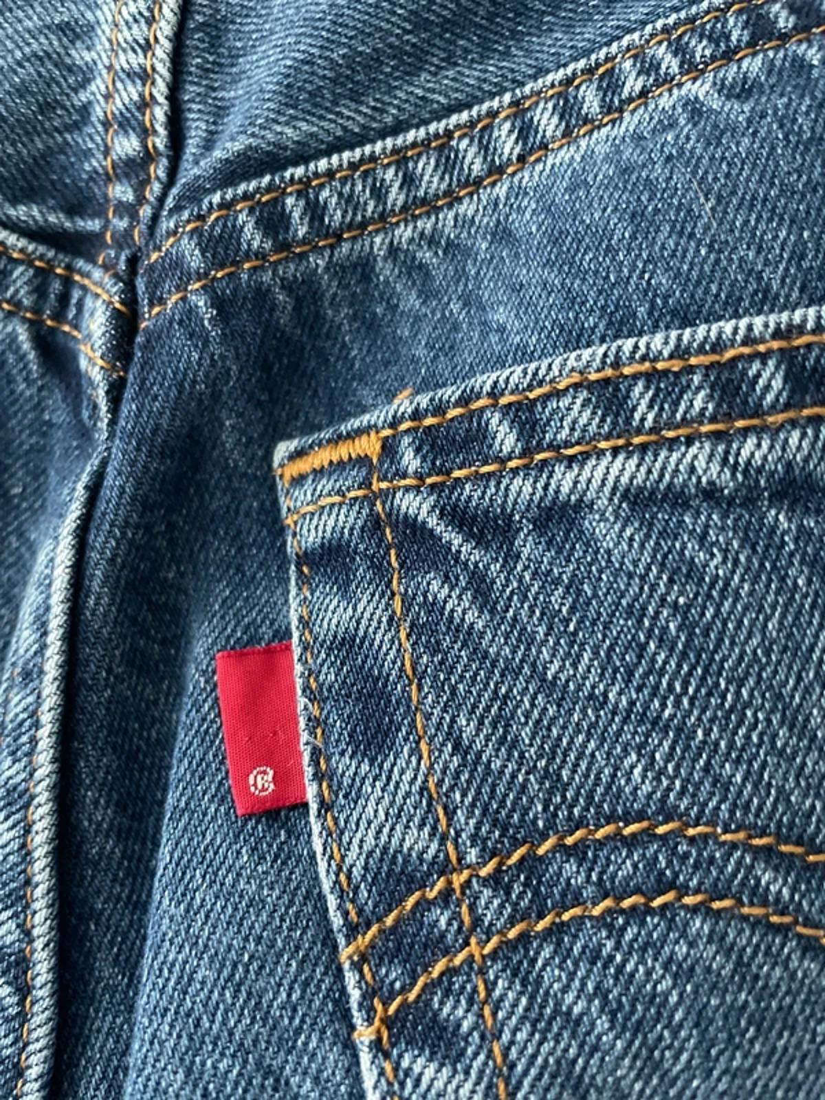 Women’s Levi’s High Waisted Ribcage Straight Fit Jeans In Navy - W28/L27 - 2954