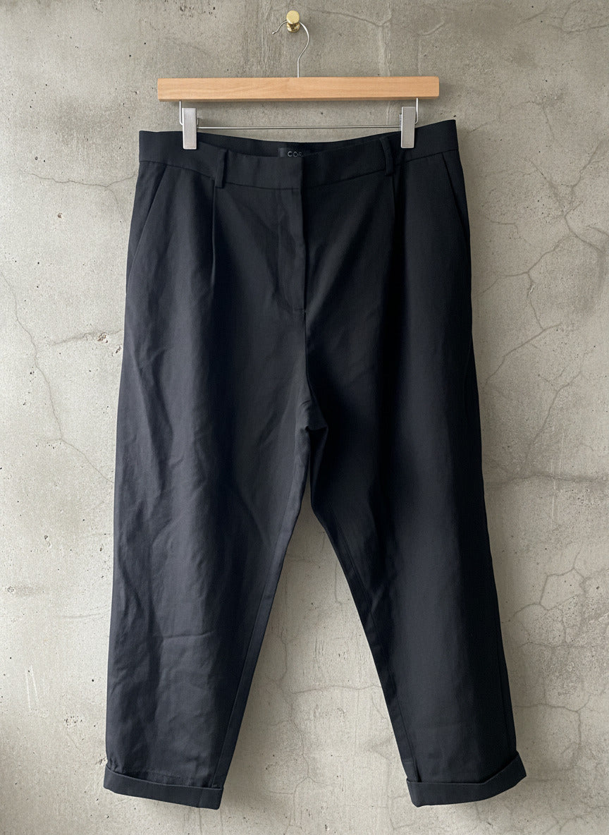 Women’s Cos Crop Fit 100% Wool Wide Leg Trousers In Black - W32/L24 - 2884