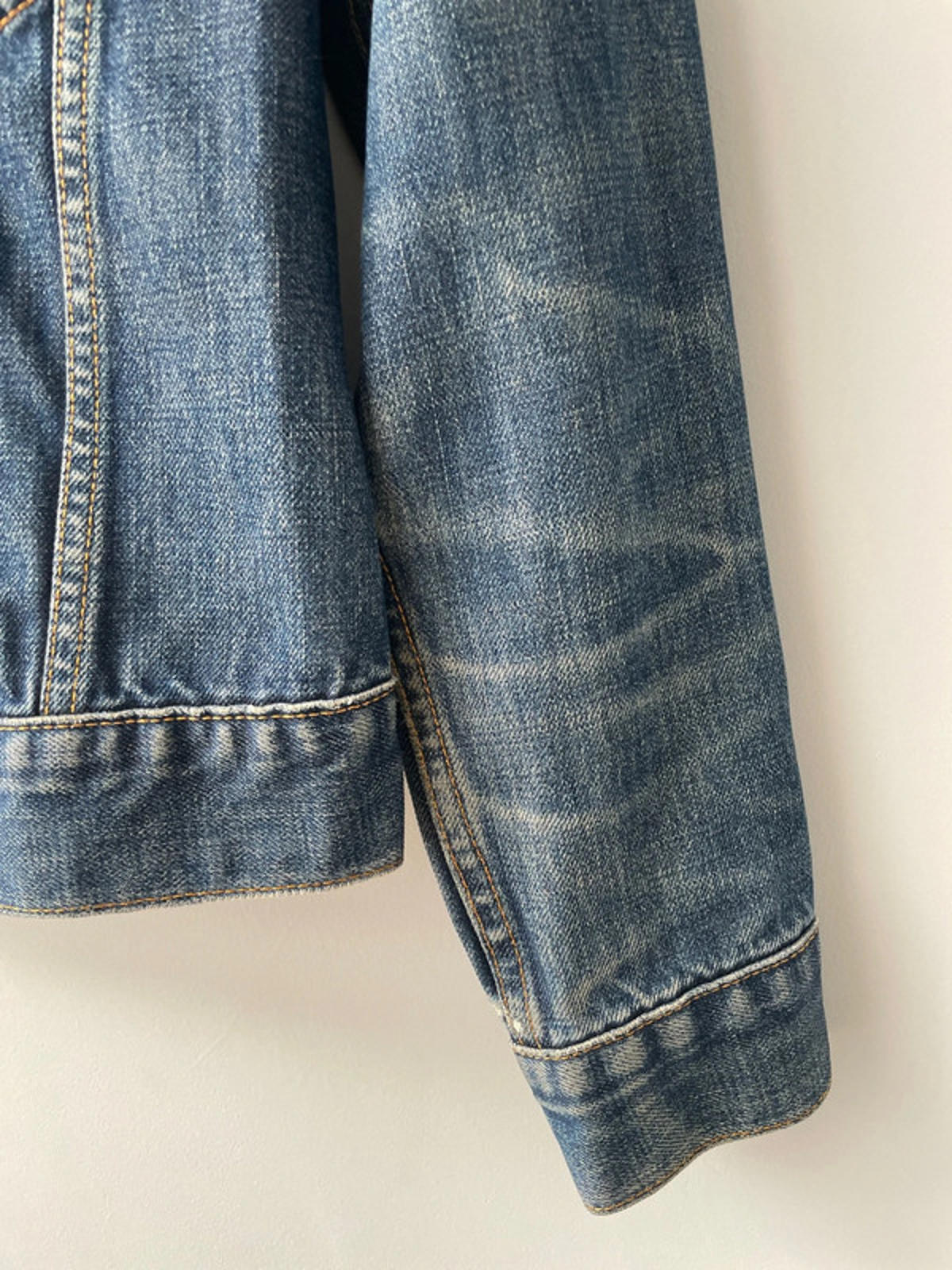 Women’s Levi’s Premium Denim Trucker jacket With Wash Effect - UK4 - 2143