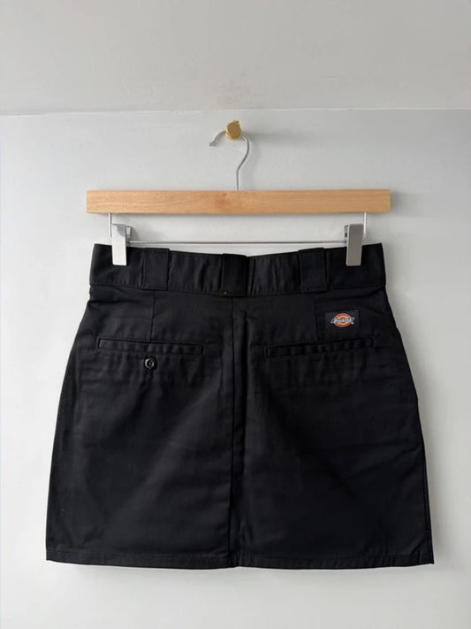 Women’s Dickies mini work skirt with pockets in black - W26 - 3439