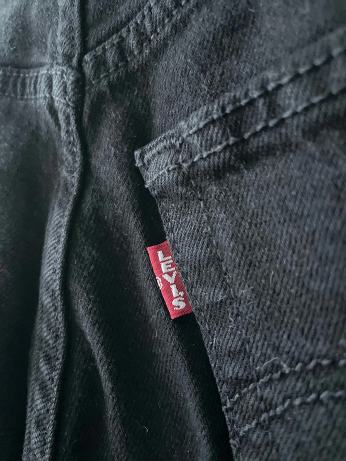 Women’s Levi’s High Waisted Ribcage Straight Fit Jeans In Black - W24/L27 - 2806