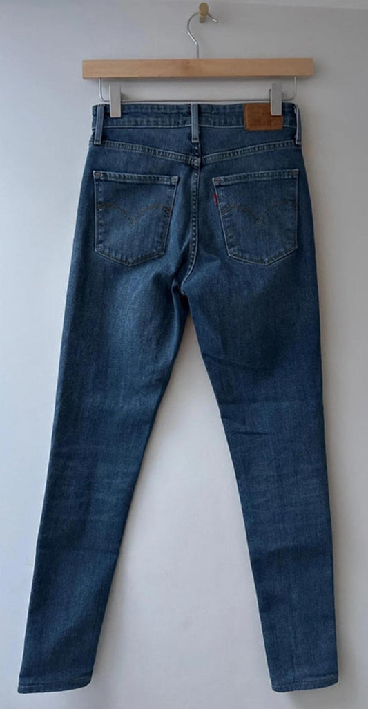 Women’s Levi’s 721 High Waisted Slim Fit Jeans - W26/L29 - 0500