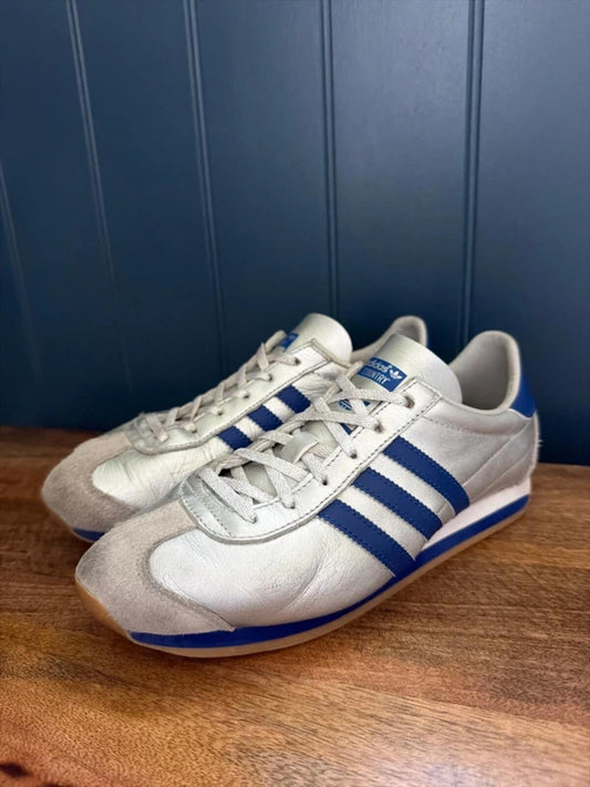 Women’s Adidas country OG leather trainers in silver - uk5.5 - 3447