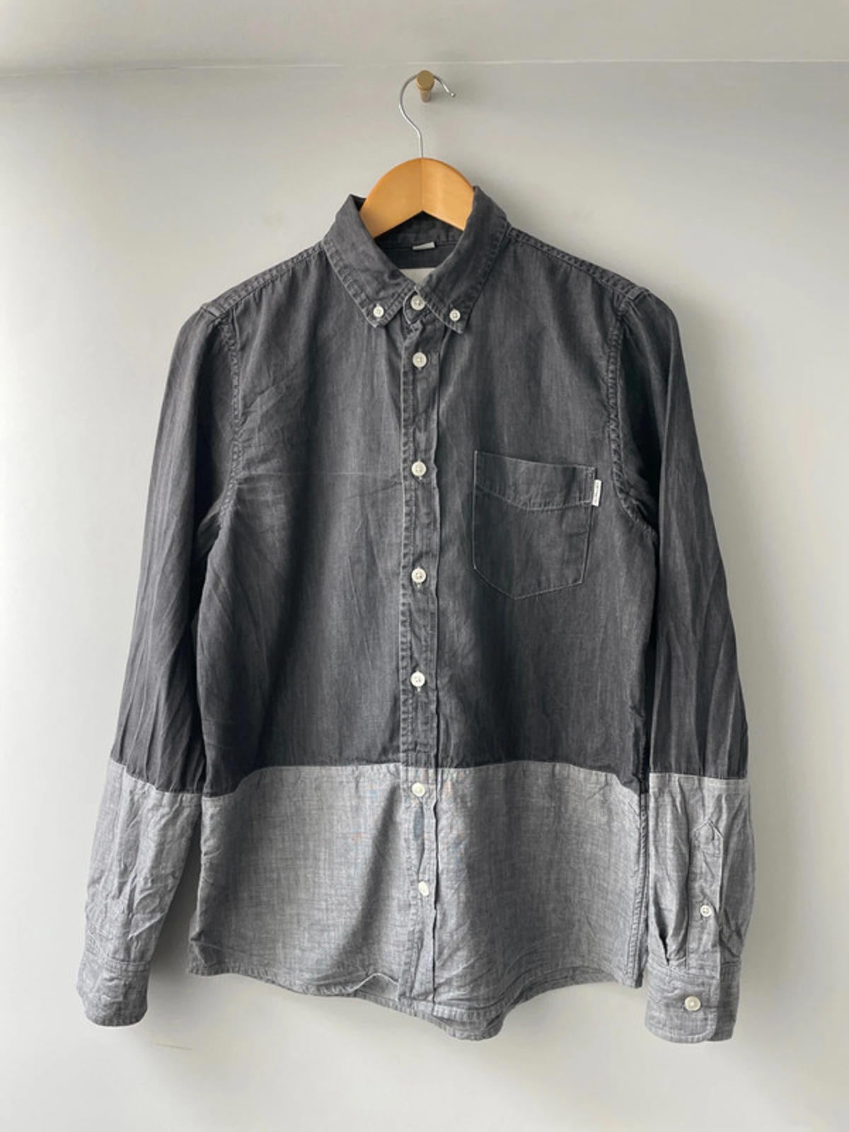 Men’s Carhartt Slim Fit Chambray Cut And Sew Shirt In Grey - Medium - 0957