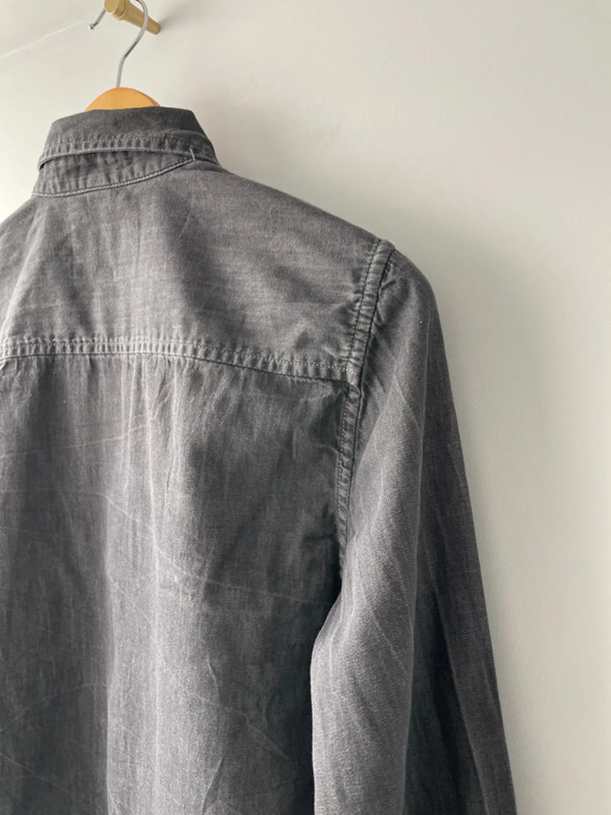 Men’s Carhartt Slim Fit Chambray Cut And Sew Shirt In Grey - Medium - 0957