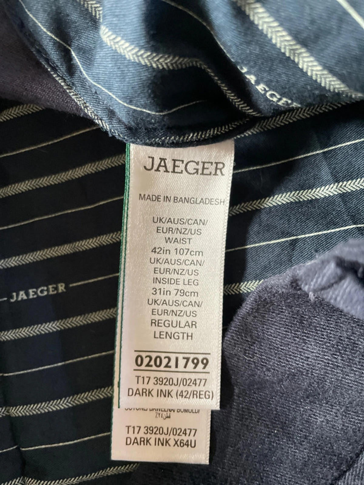 Men’s Jaeger Tapered Fit Trouser In Navy Blue - W42/L31 - 2550