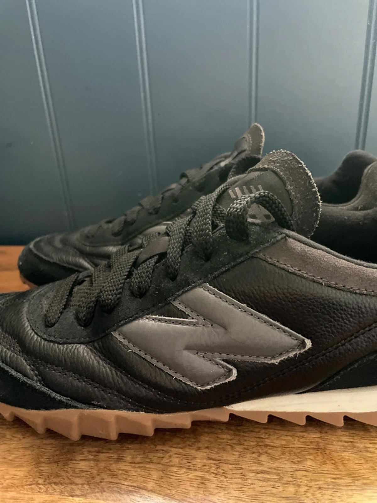 Men’s New Balance RC30 Black Magnet Trainers with Gum Sole - UK10 - 1625