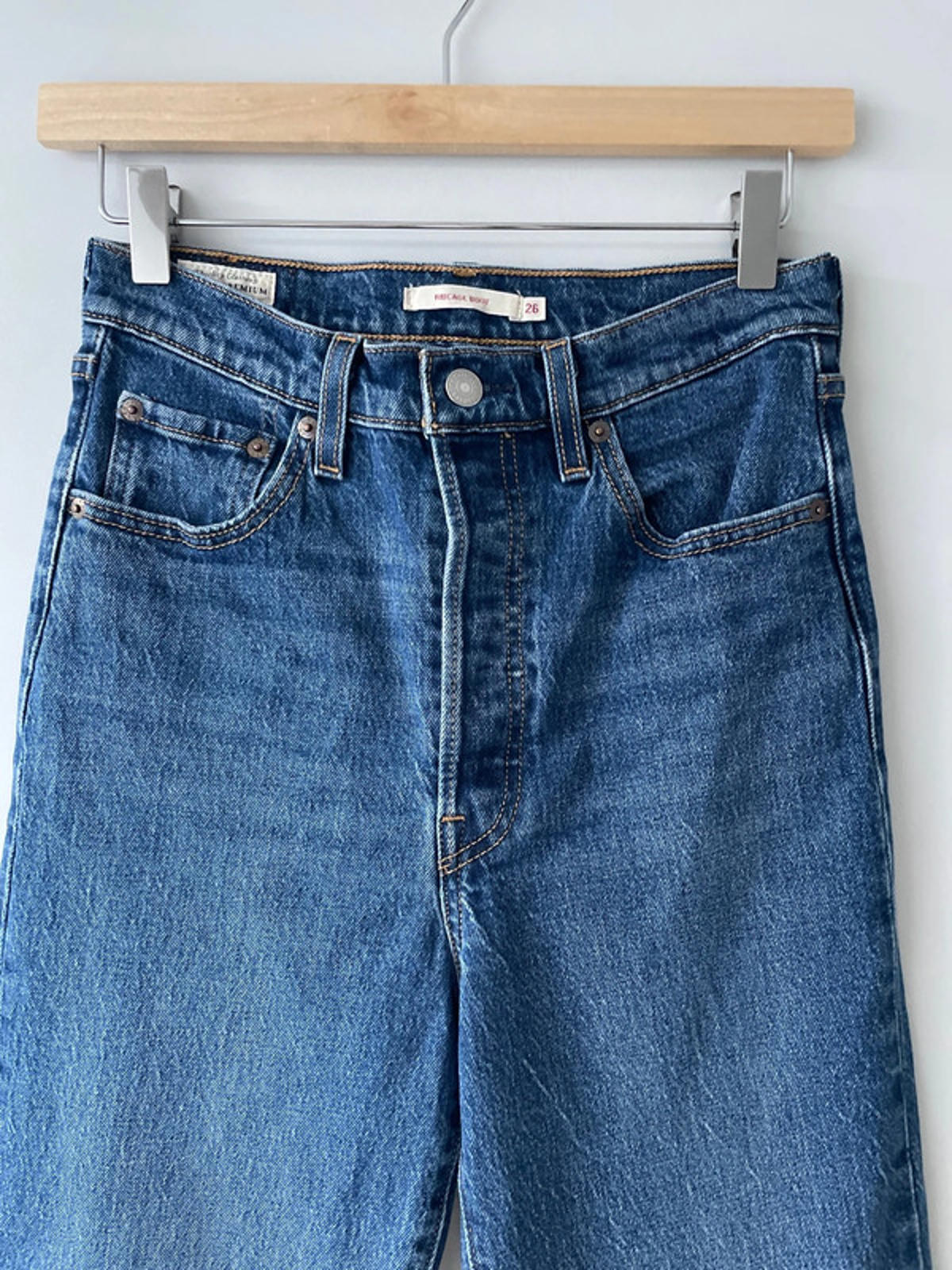 Women’s Levi’s High Waisted Ribcage Boot Straight Fit Jeans In Navy - W26/L31 - 2562