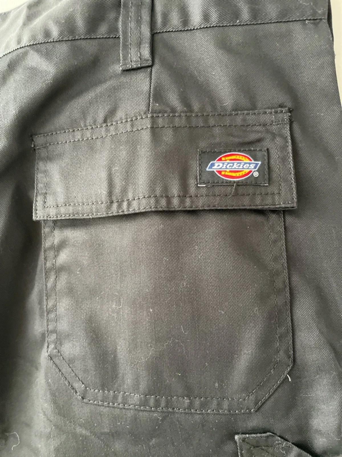 Men’s Dickies Cargo Chino Shorts in Black - W38/L10.5 - 3059