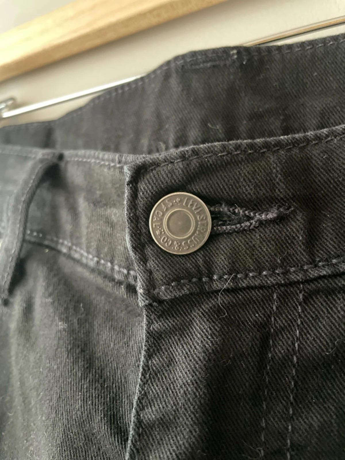 Men’s Levi’s 504 Straight Fit Jeans in Black - W32/L32 - 2788