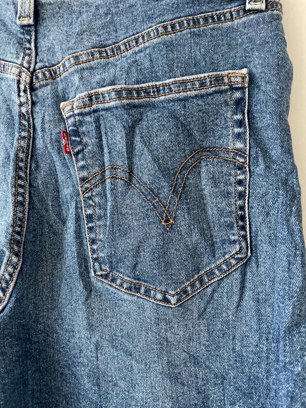 Women’s Levi’s High Waisted Ribcage Straight Fit Jeans In Navy - W31/L27 - 2558