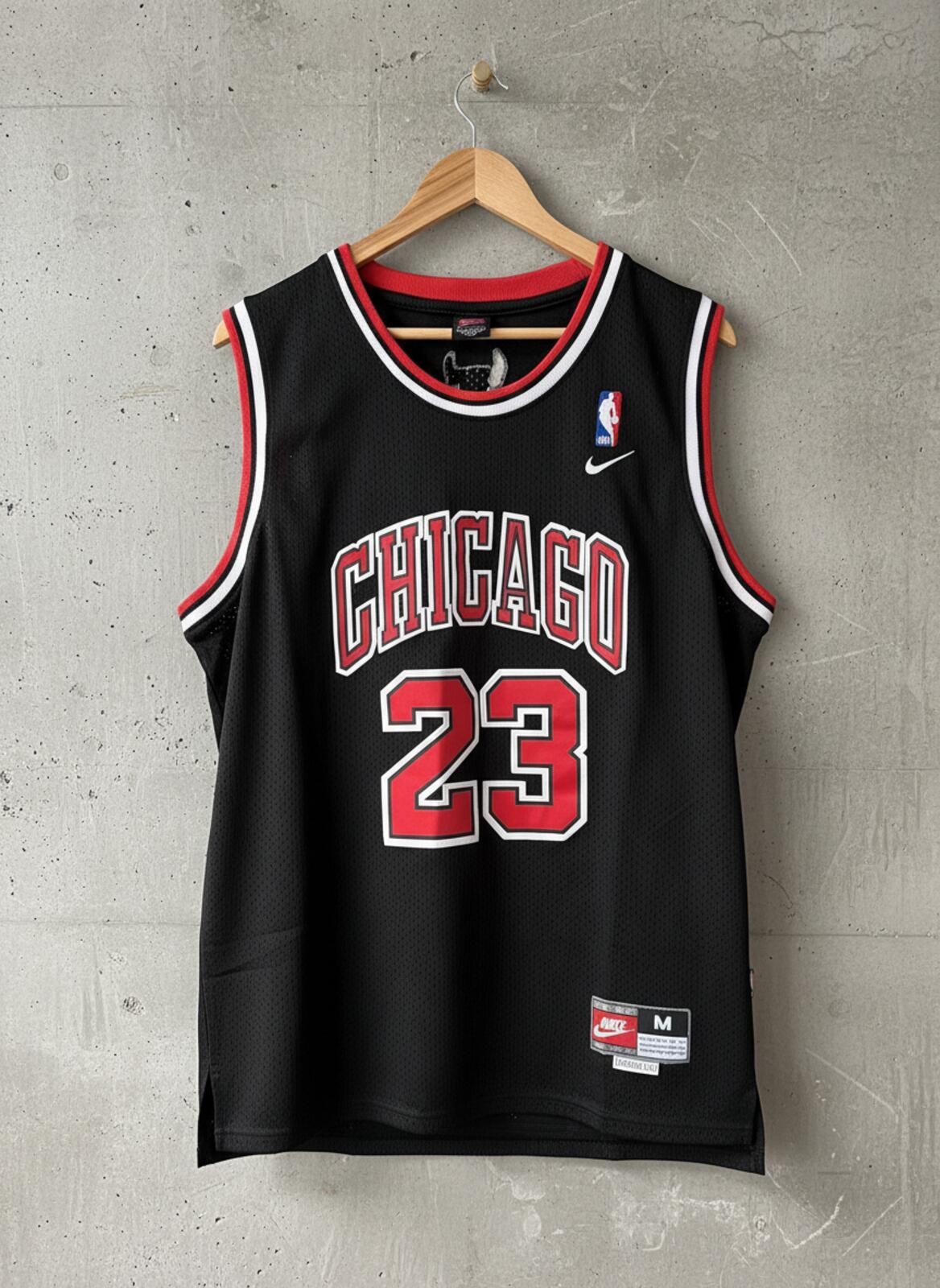 Mens Nike Chicago Bulls Michael Jordan #23 Basketball Jersey Top - Medium - 3495
