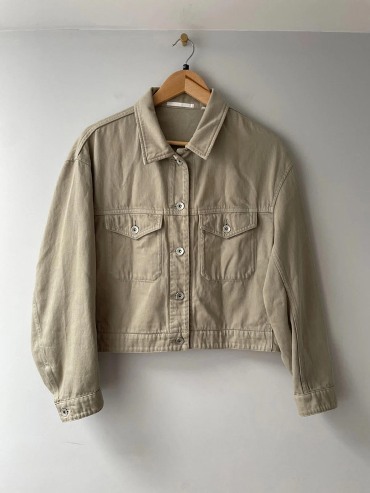 Women’s Uniqlo Cropped Oversized Fit Denim Jacket In Beige - Medium - 2027