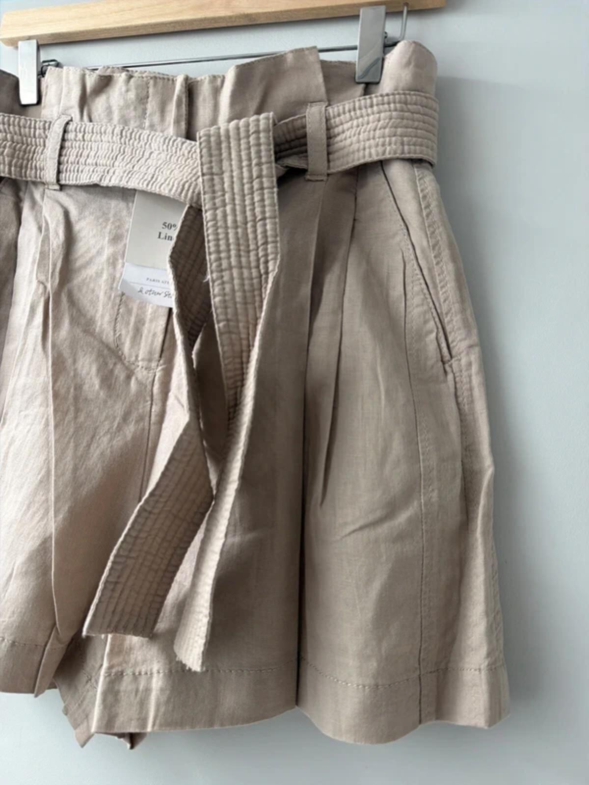 Women’s & Other Stories linen tie front style shorts in beige - Uk6 - 3442