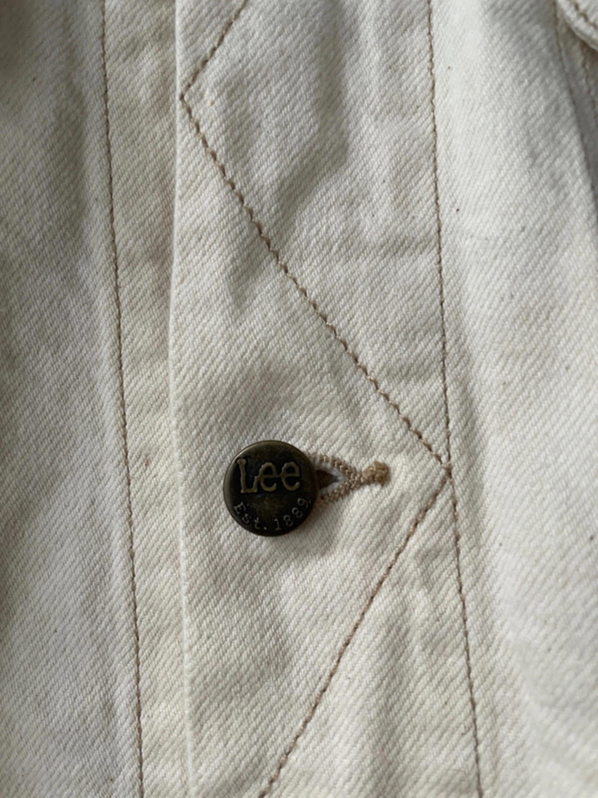 Men’s Lee Relaxed Rider Denim Jacket In Ecru - Medium - 2377