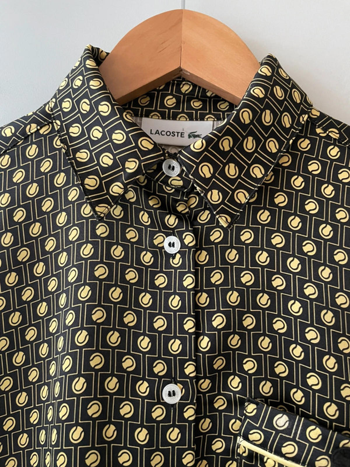 Mens Lacoste Regular Fit Printed Satin Shirt In Brown/Cream - Medium -2733