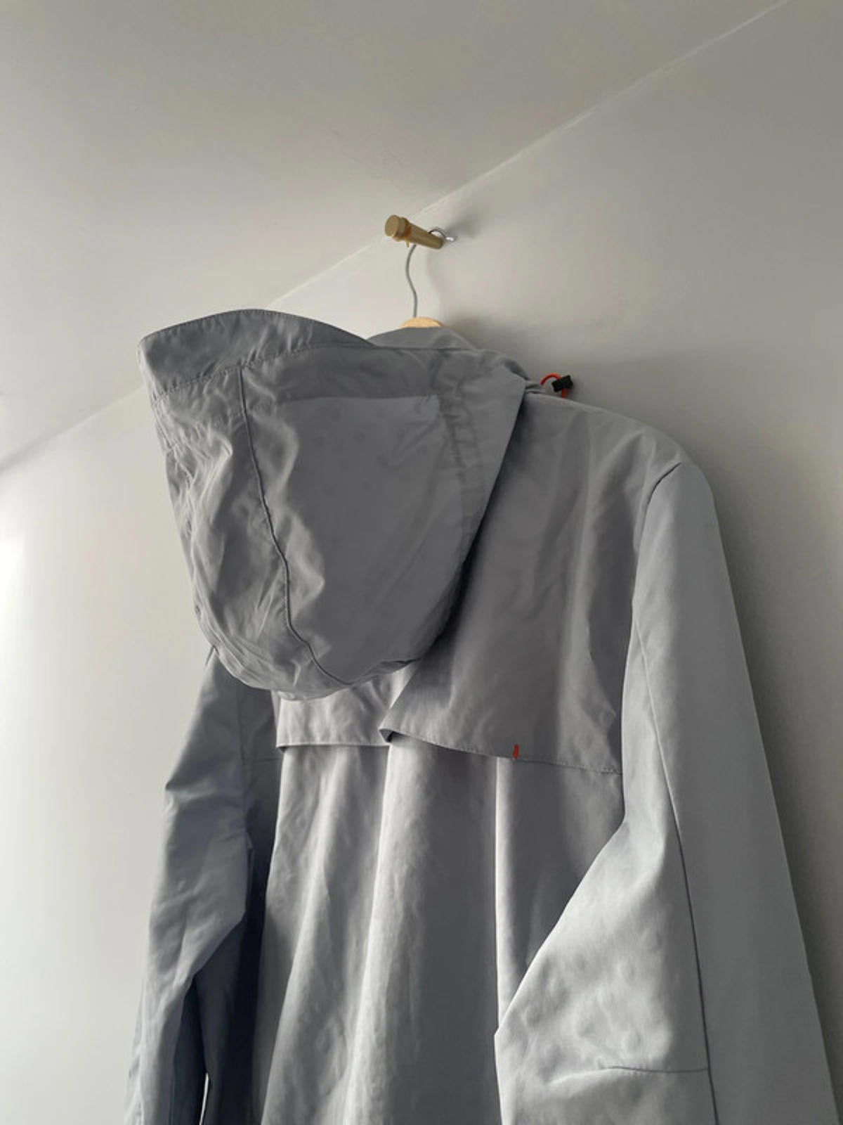 Men’s New Balance Zip Through Hooded Training Jacket Coat - Medium - 2078